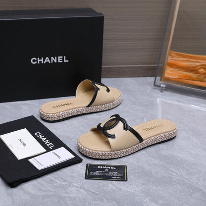 Chanel 2026 Slippers Beige Sheepskin 758401