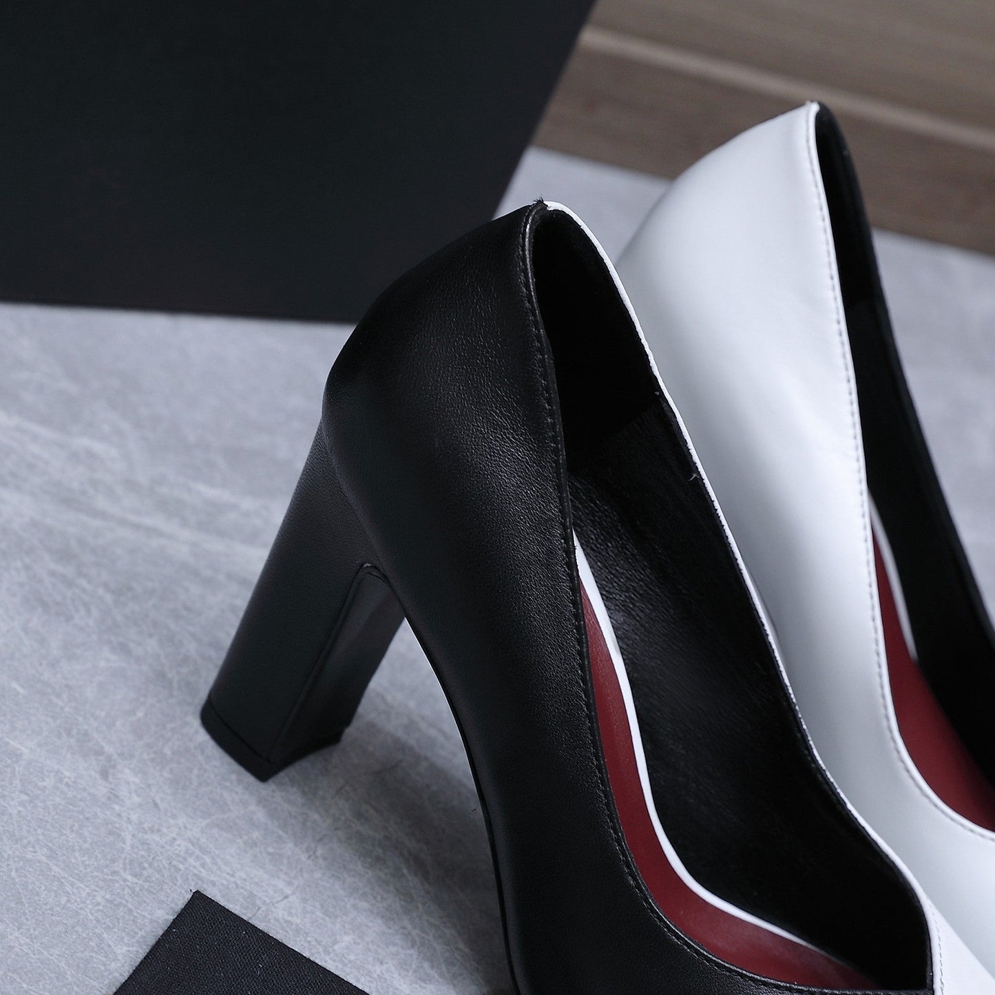 Chanel 2026 High-Heeled Pump 85mm Black-White Suede Sheepskin 758424