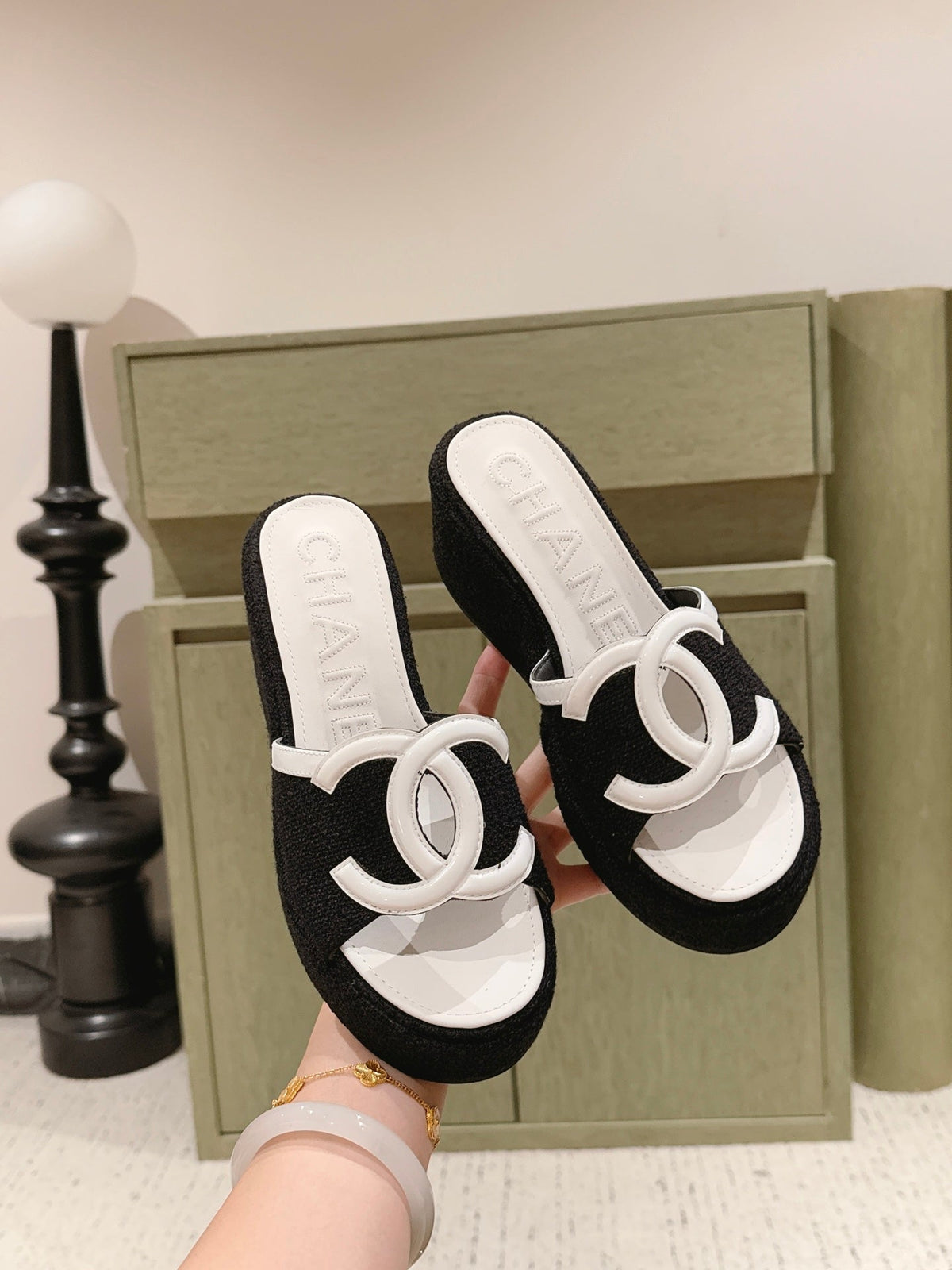 CC 26s Platform Mules Black White Lambskin Fabric 916992