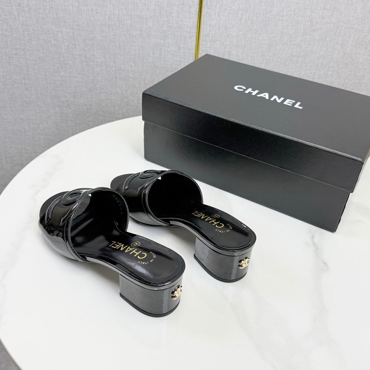 CC 26s Block Heel Sandals 4cm Black Patent Calfskin