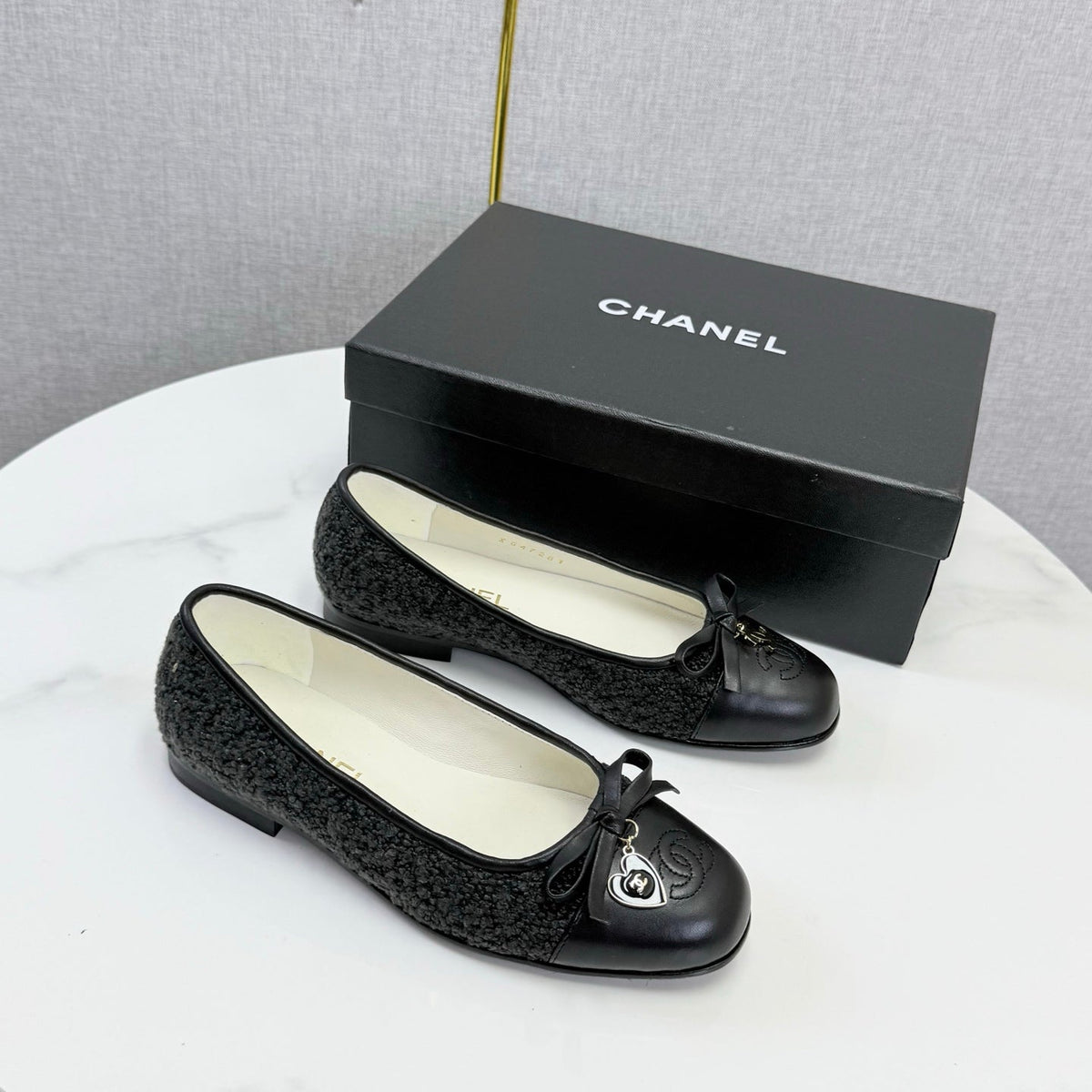 CC 26s Ballet Flats In Black Tweed And Lambskin