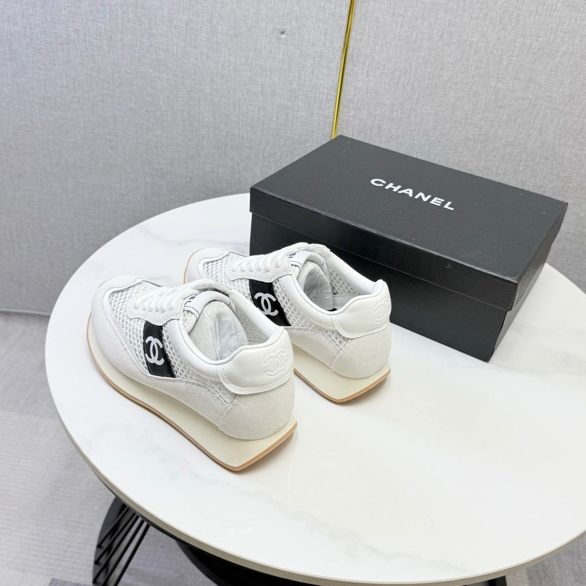 CC 26s Trainer Sneakers White Mesh Suede 865802