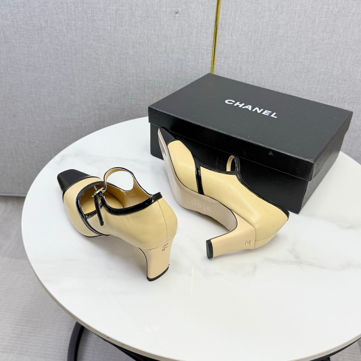 CC 26s Slingback Black Beige Sheepskin 904476