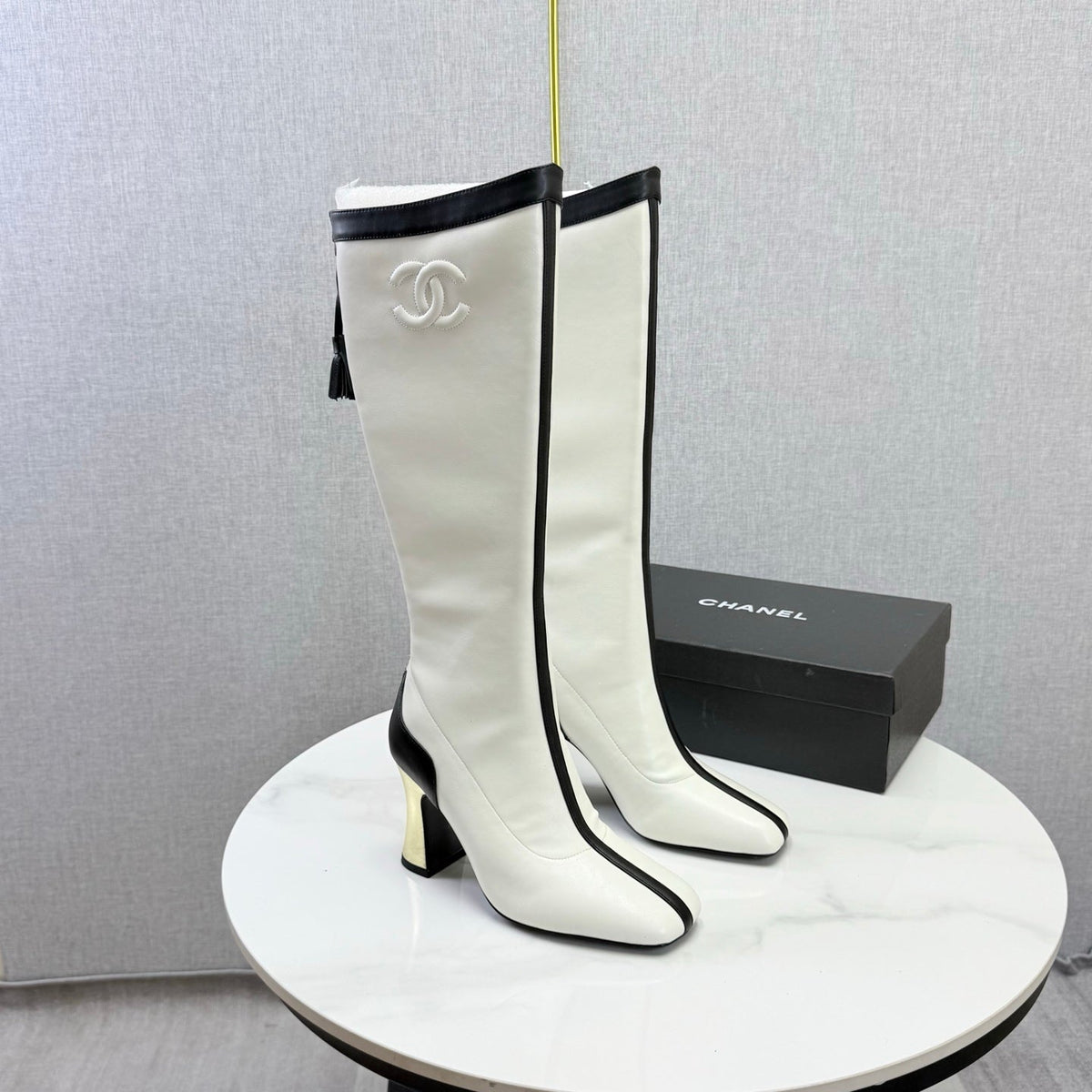 CC 26s Knee-High Boots Black White Sheepskin 904484