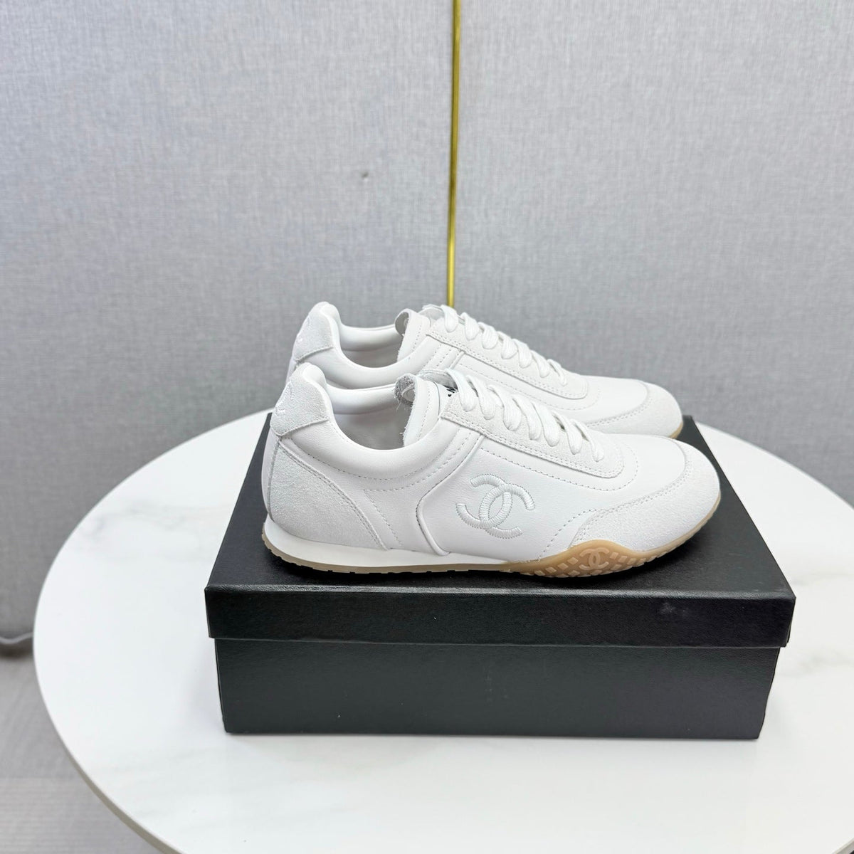 CC 26s Sneakers White Leather Suede 972903