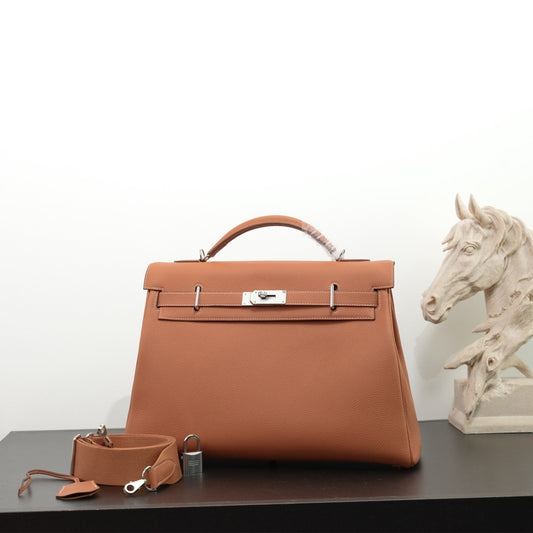 HM Kelly Max Bag 42cm Tan Brown Togo Leather 284501