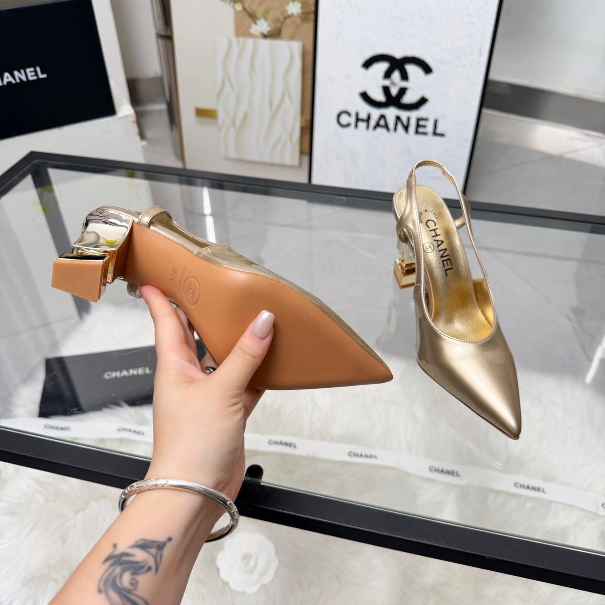 CC 26s Slingback 9cm Golden Patent Leather 872876