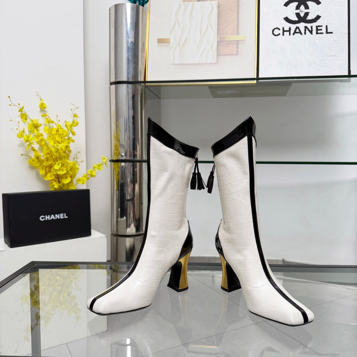 CC 26 FW Ankle Boots 8.5cm Black White Sheepskin 919940