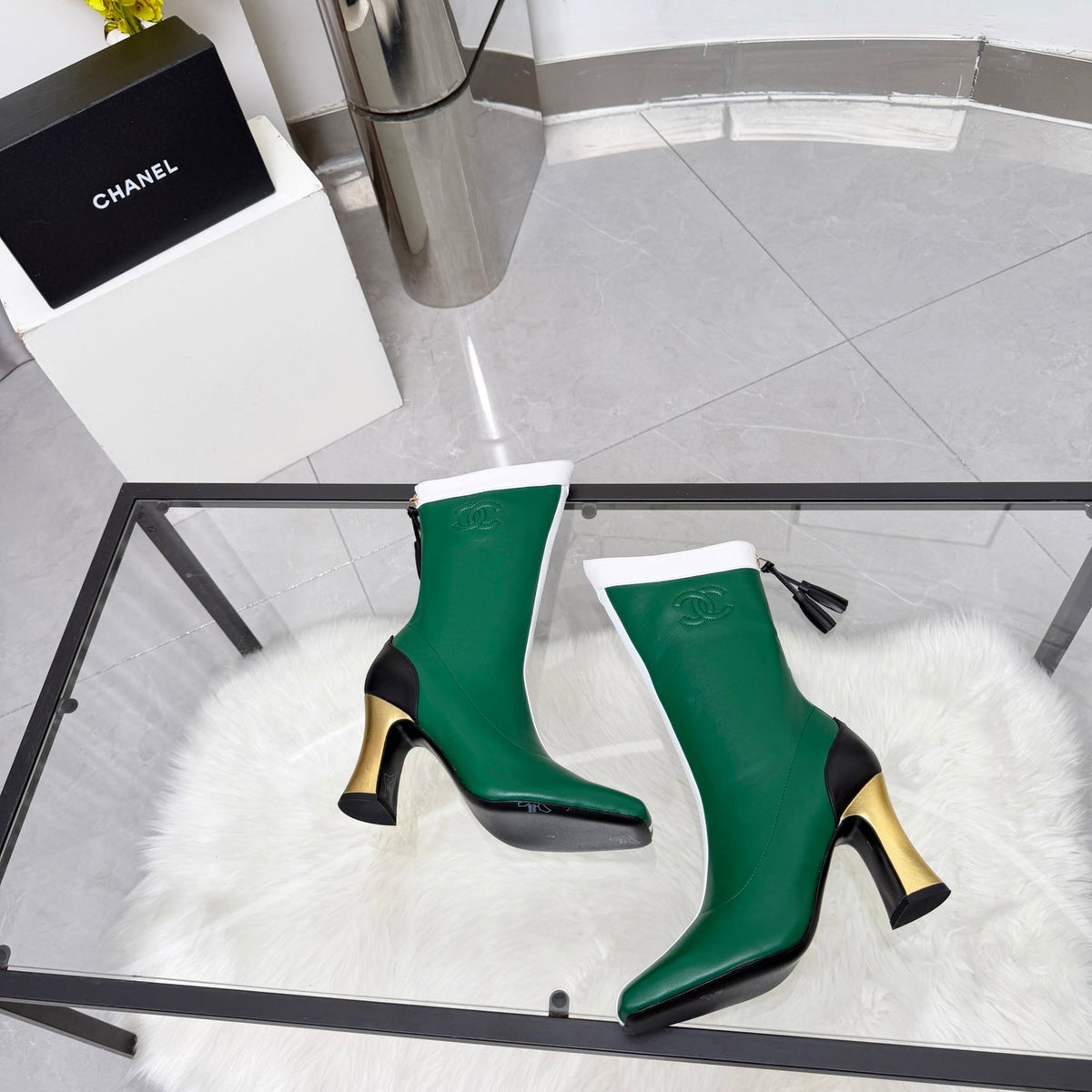 CC 26 FW Ankle Boots 8.5cm Green White Sheepskin 919944