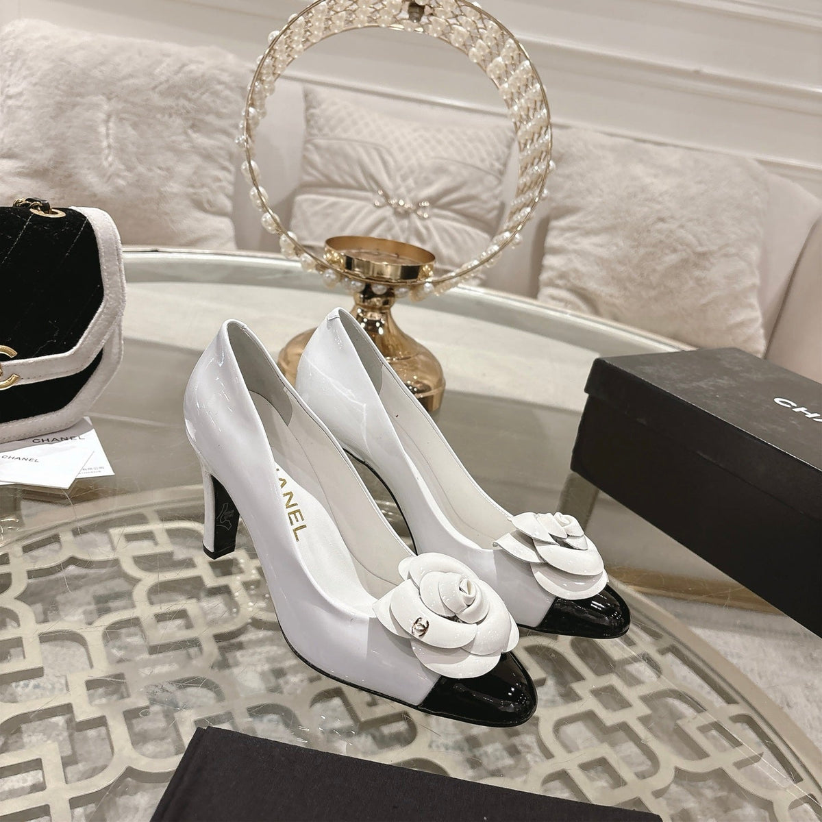 CC 26s High Heels Pump 85 White Black Patent Leather 627003