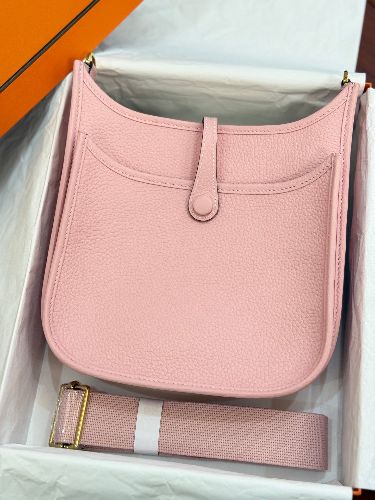 HM Evelyne 23cm Light Pink Togo Leather 281210