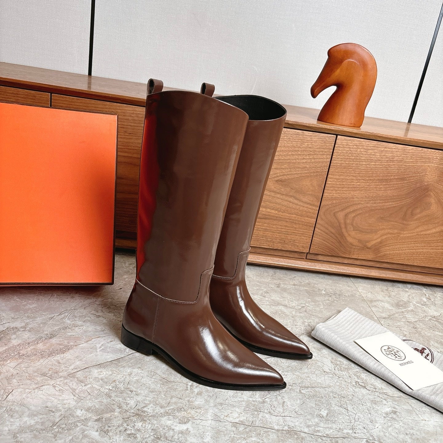 HM FW Pointed-Toe Riding Boots Brown Patent Leather 541260