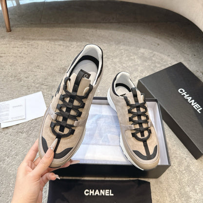 CC 26s Sneaker Beige Suede 647432