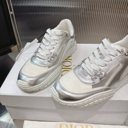 CD 26s Sneakers Silver Metallic White Suede Cowhide 683905