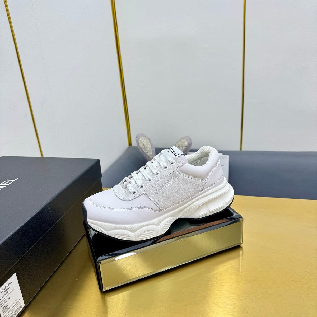 CC Chunky Sneakers White Suede Lambskin 927348