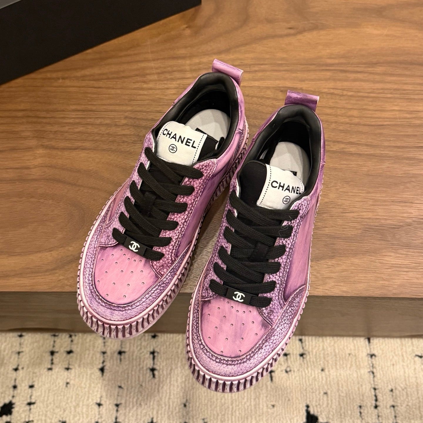 CC 26s Casual Sneaker Light Purple Leather 183614