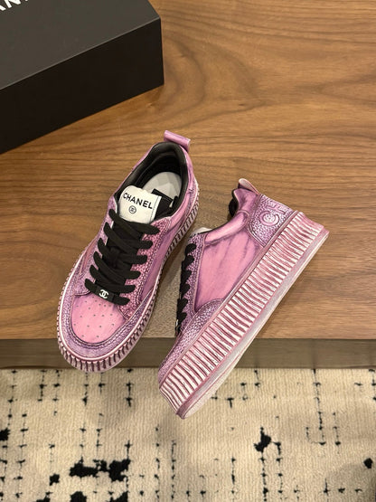 CC 26s Casual Sneaker Light Purple Leather 183614