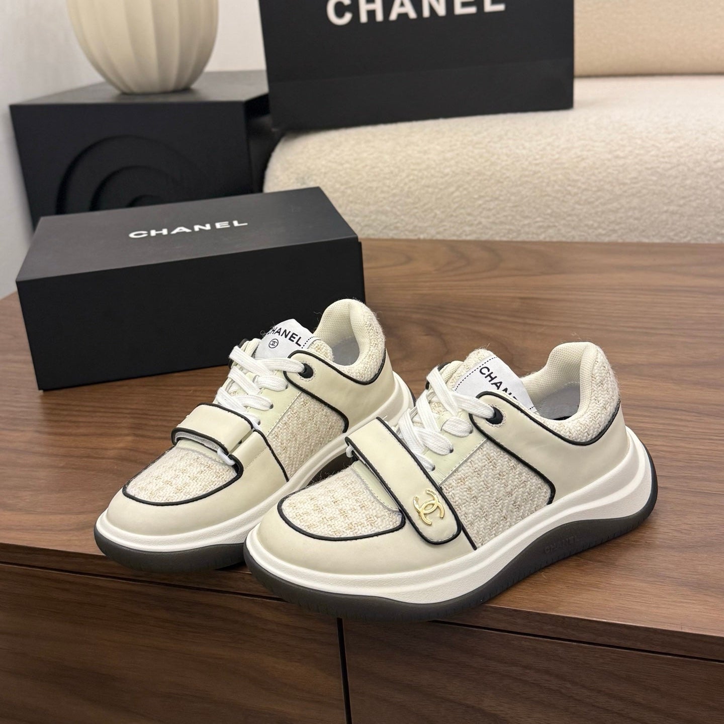 CC 26s Casual Sneaker Cream Tweed Leather 183600