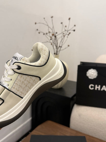 CC 26s Casual Sneaker Cream Tweed Leather 183600