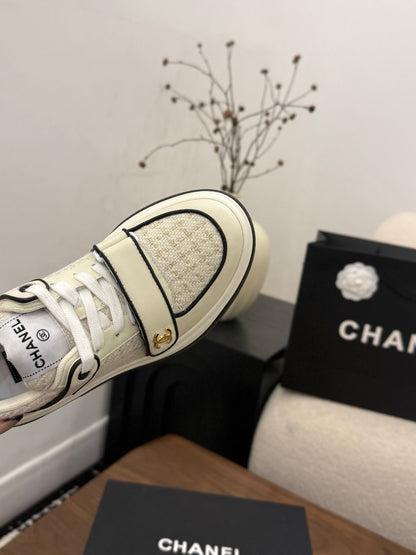 CC 26s Casual Sneaker Cream Tweed Leather 183600