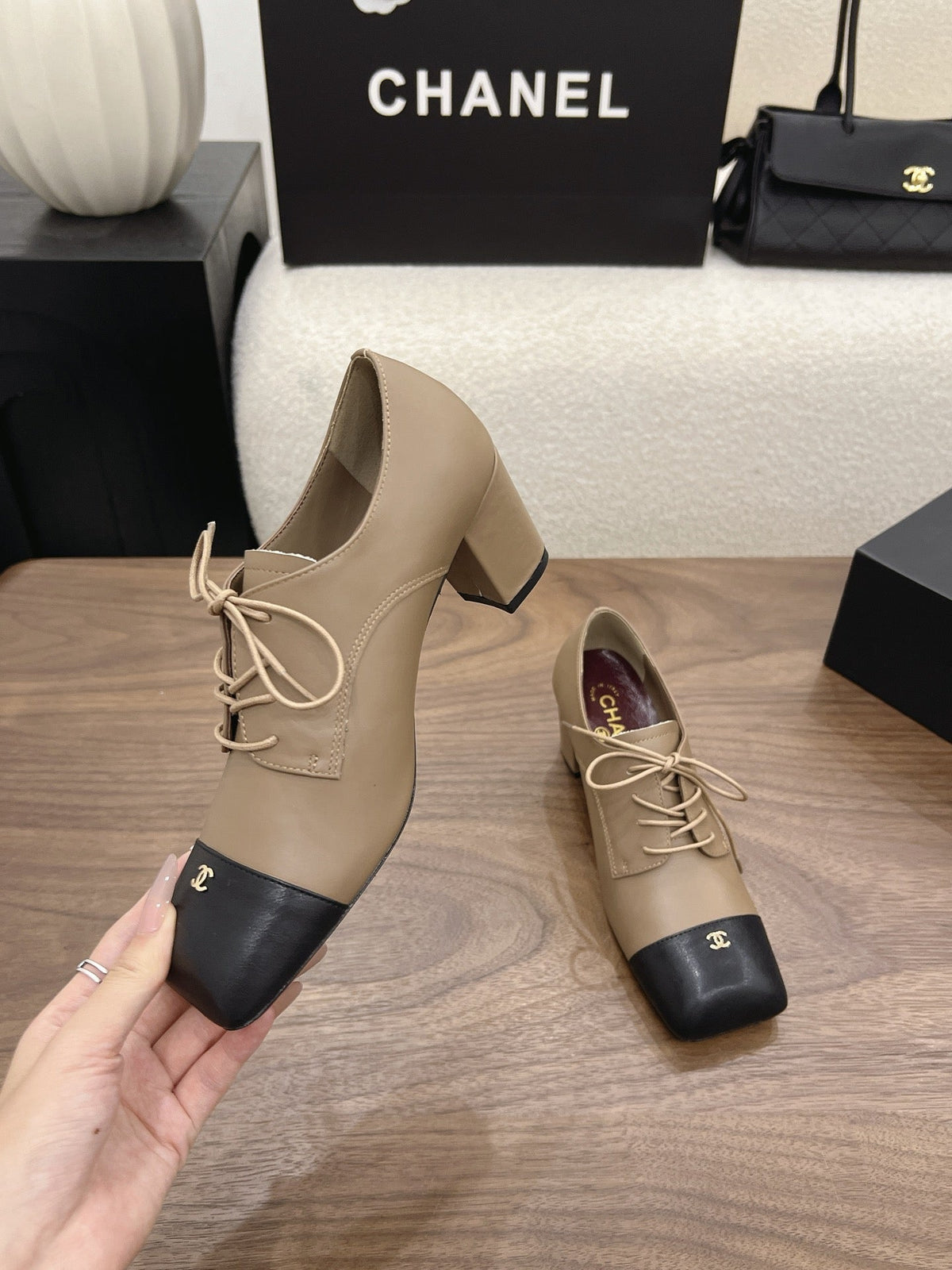 CC 26s Loafer 5cm Black Taupe Leather 910477