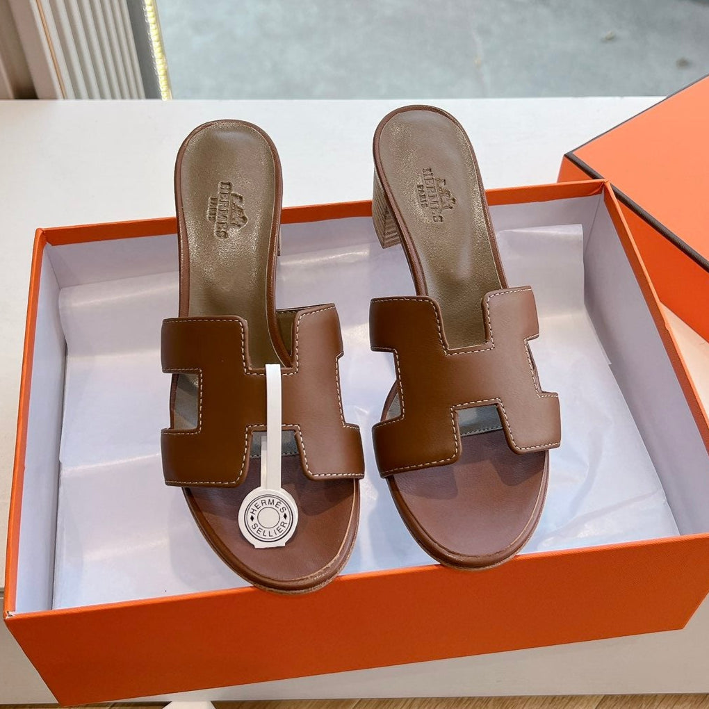 OASIS SANDAL IN CHOCOLATE BROWN CALFSKIN