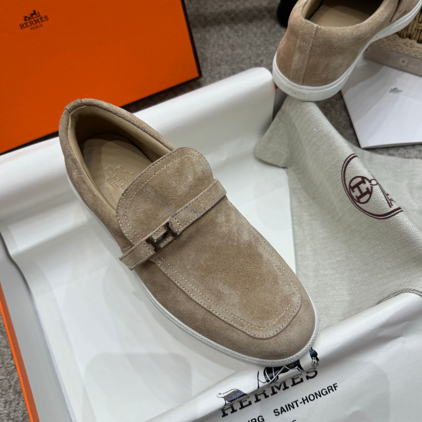 HM Job Loafers Beige Suede 523218