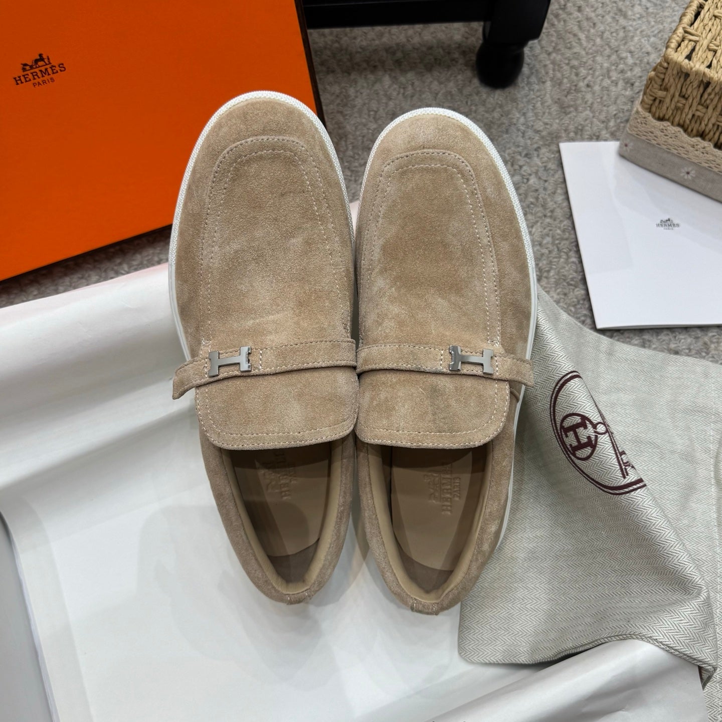 HM Job Loafers Beige Suede 523218