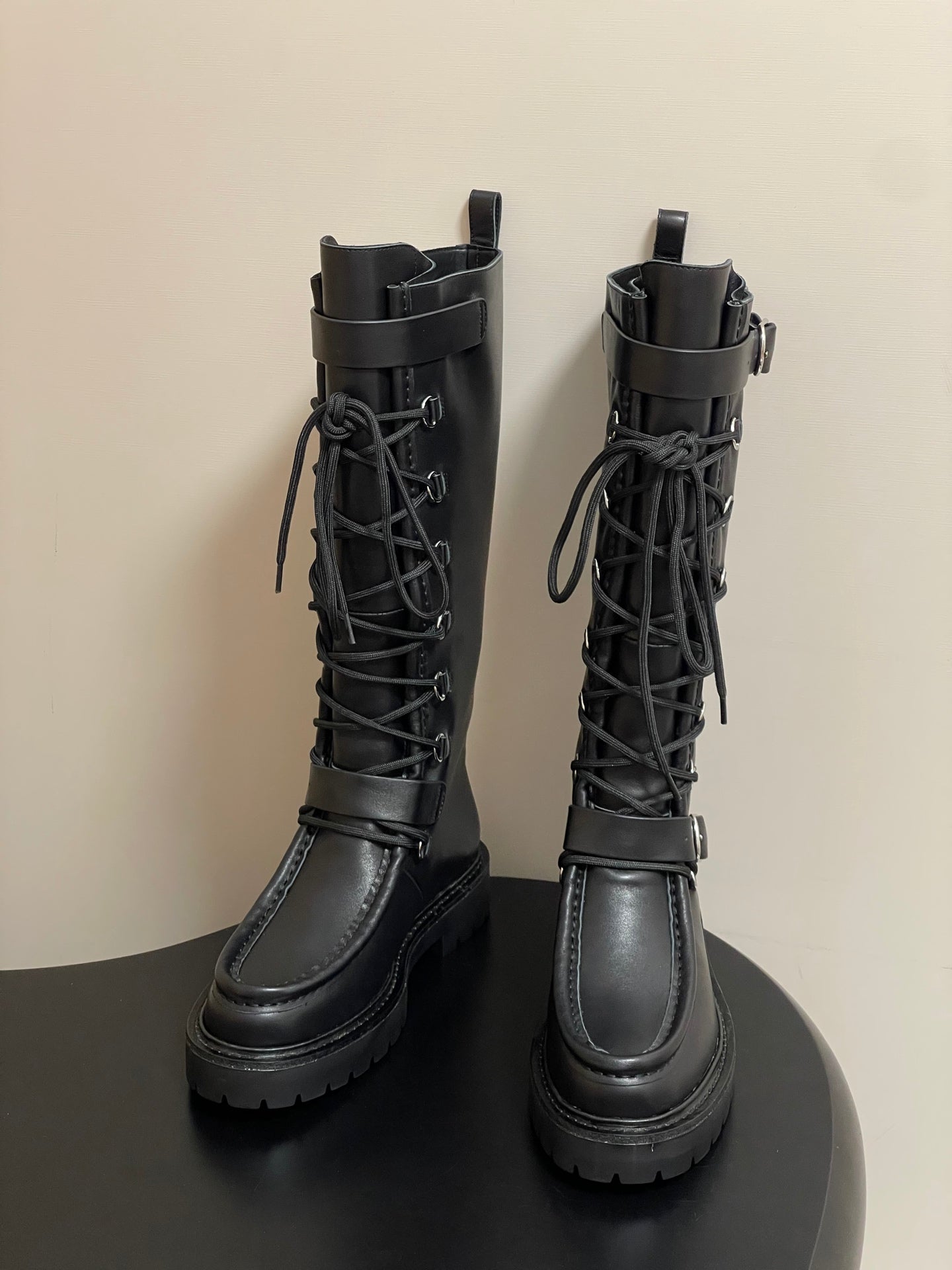 HM Lace Up Boots 25mm Belt Buckle Black Leather