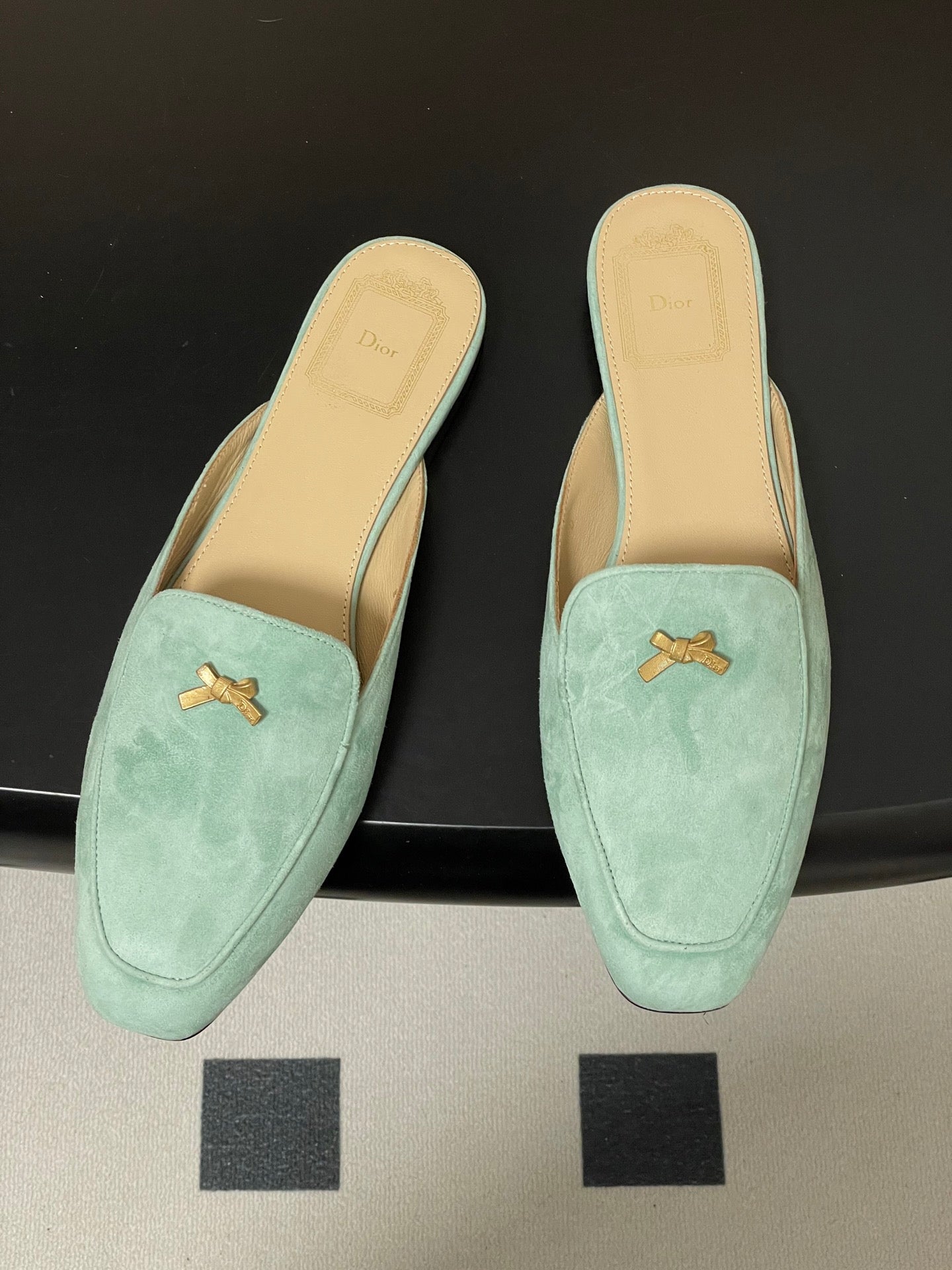 CD 26 Bow Mules Pastel Mint Green Suede Cowhide 632592