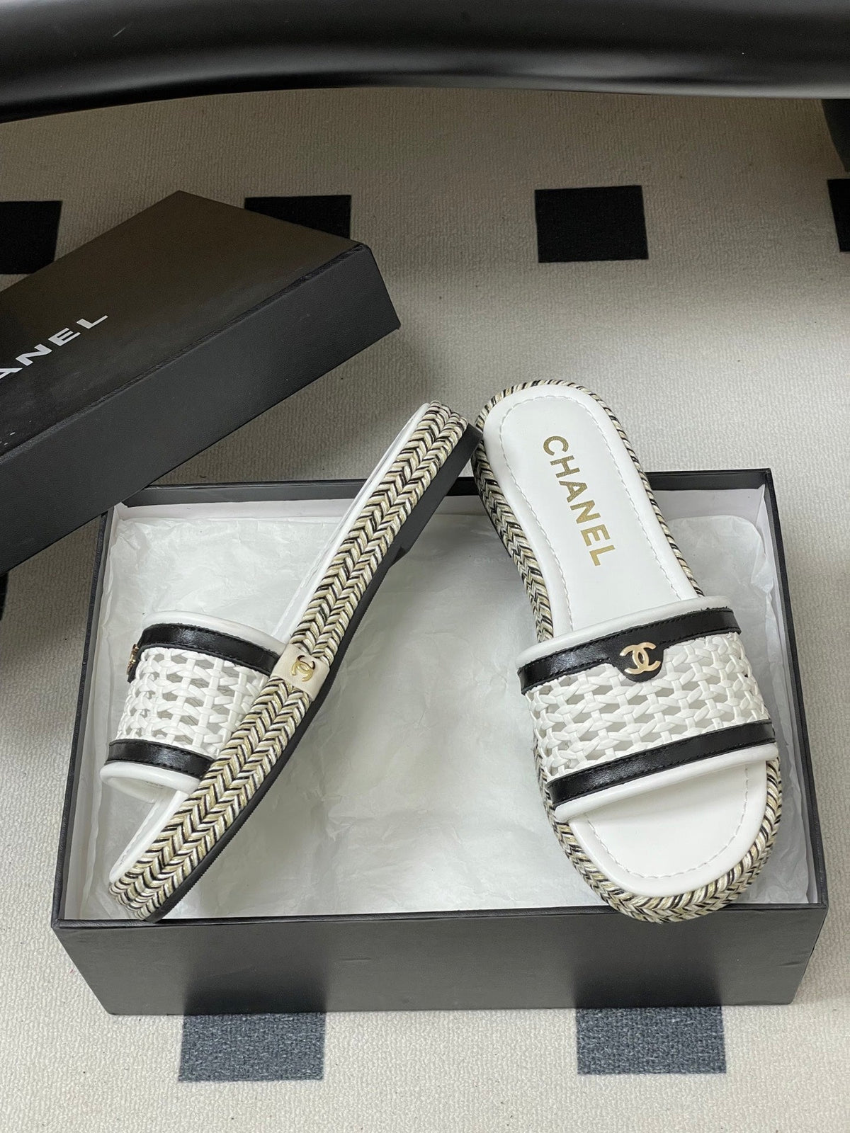 CC 26s Platform Slippers White Cowhide 649458