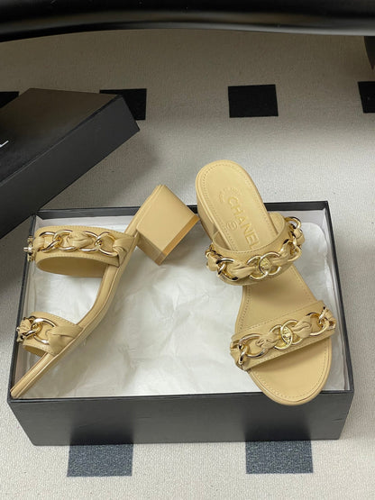 CC 26s Chunky Heels Sandals 55 Beige Sheepskin 649469