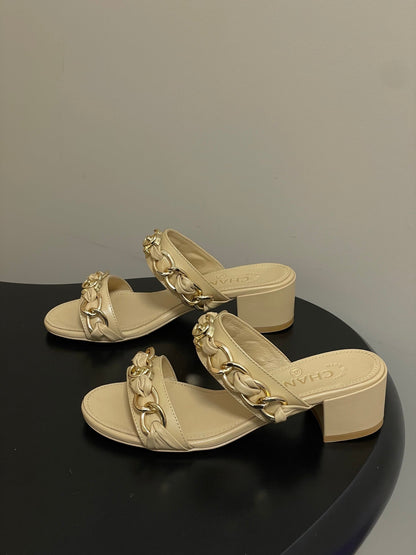 CC 26s Chunky Heels Sandals 55 Beige Sheepskin 649469