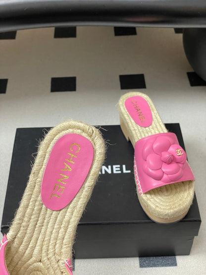 CC 26s Camellia Slippers Beige Pink Rope Smooth Leather 649398