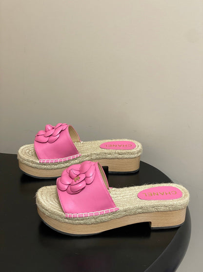 CC 26s Camellia Slippers Beige Pink Rope Smooth Leather 649398