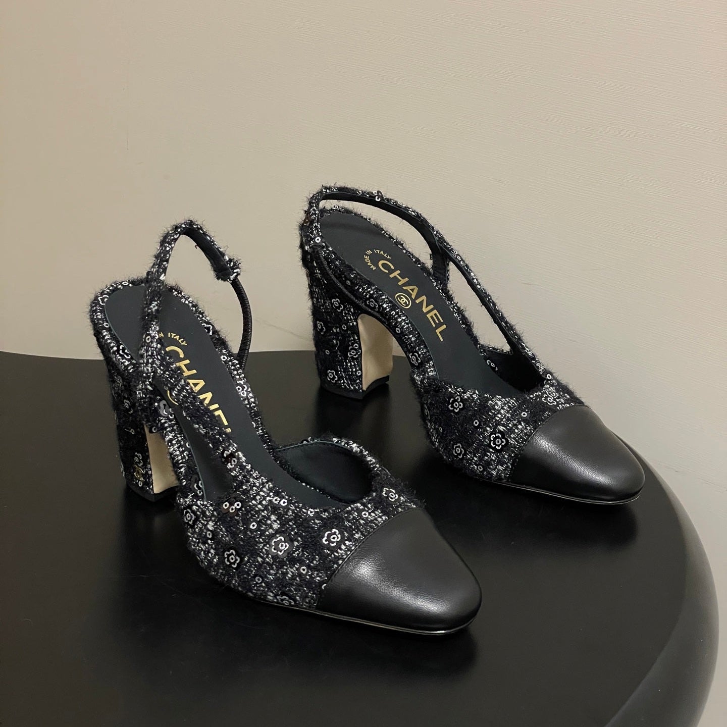 CC 26s Slingback 95 Black Tweed Sheepskin 649418
