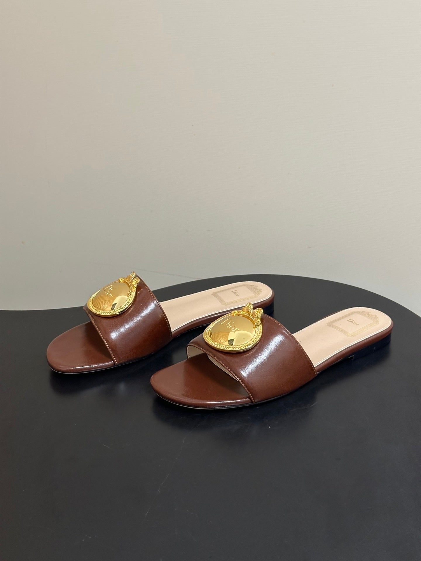 Dior 2026 D-Club Retro CD Letter Metal Buckle Flat Sandals Leather 846986
