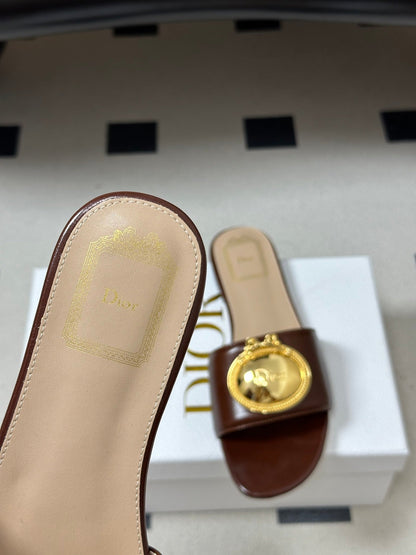 Dior 2026 D-Club Retro CD Letter Metal Buckle Flat Sandals Leather 846986