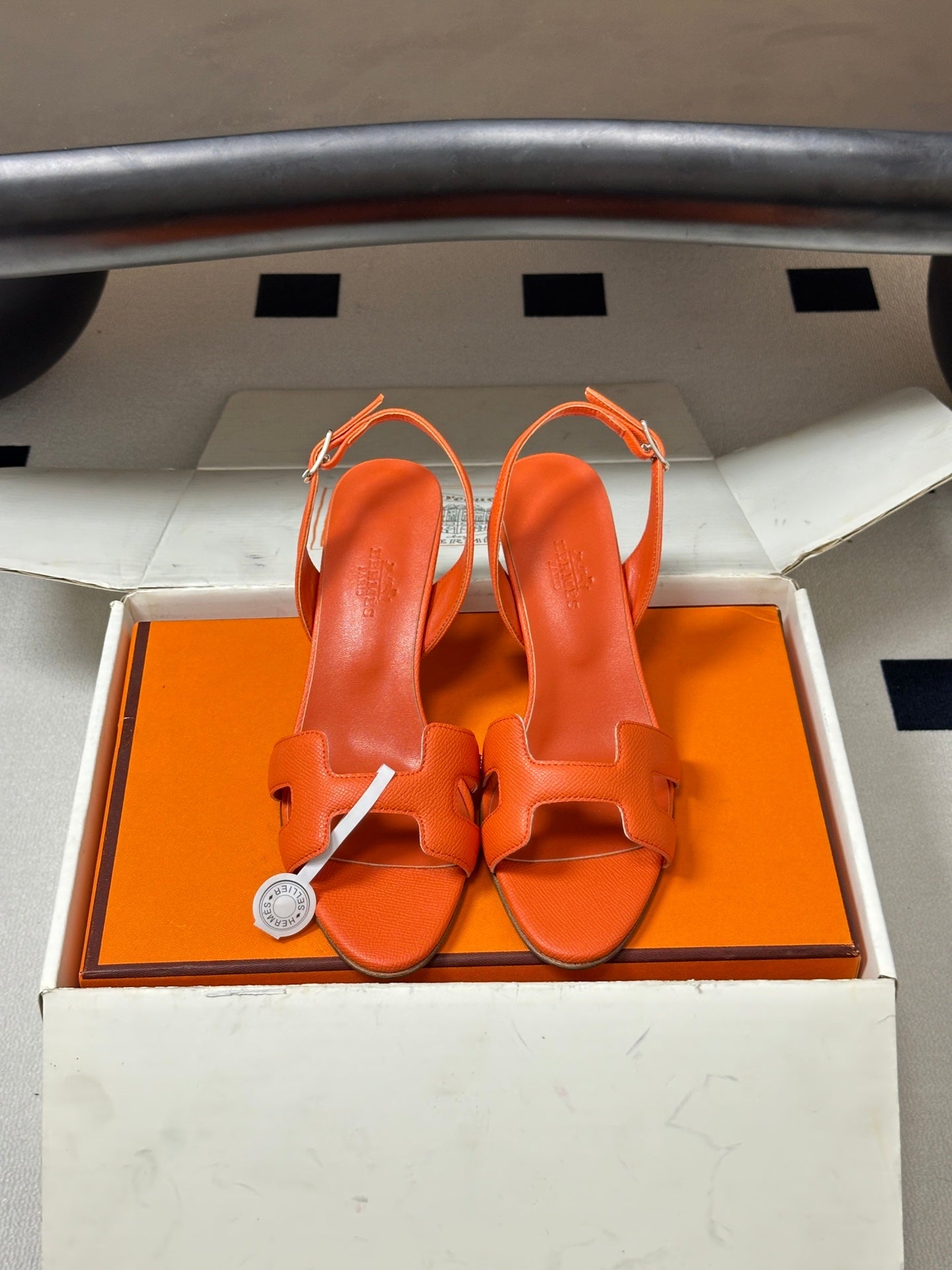 HM Holy Sandal Orange Cowhide 835000