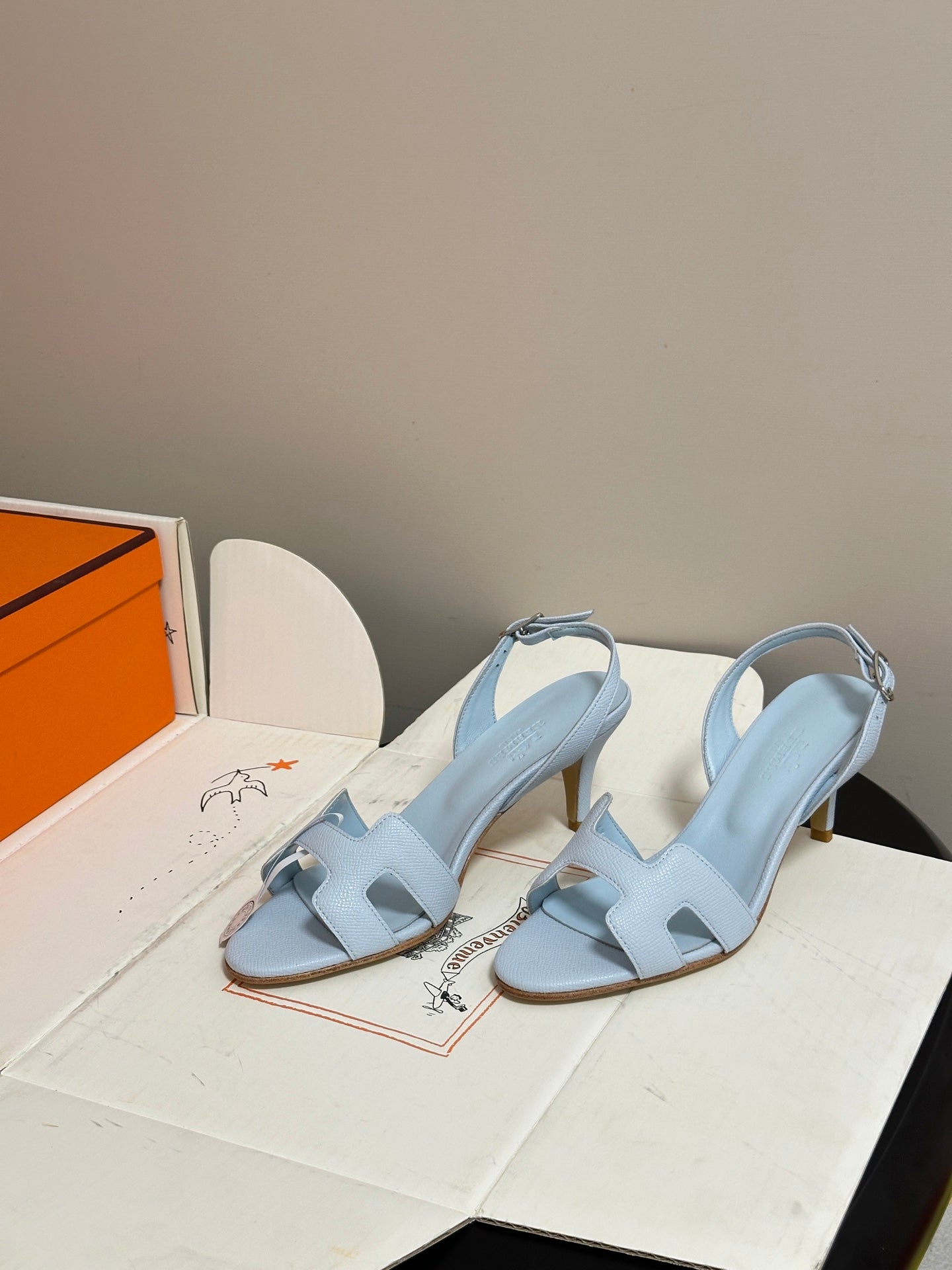 HM Holy Sandal Light Blue Cowhide 835003
