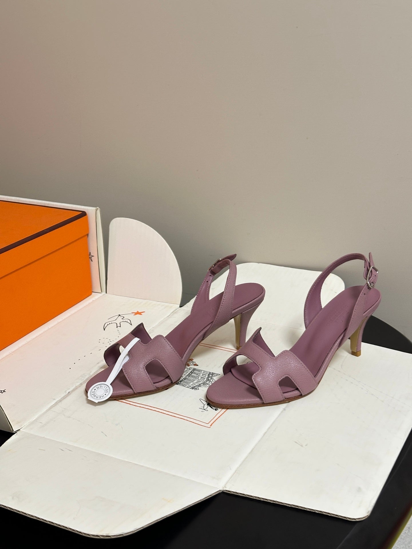 HM Holy Sandal Light Pink Cowhide 835009