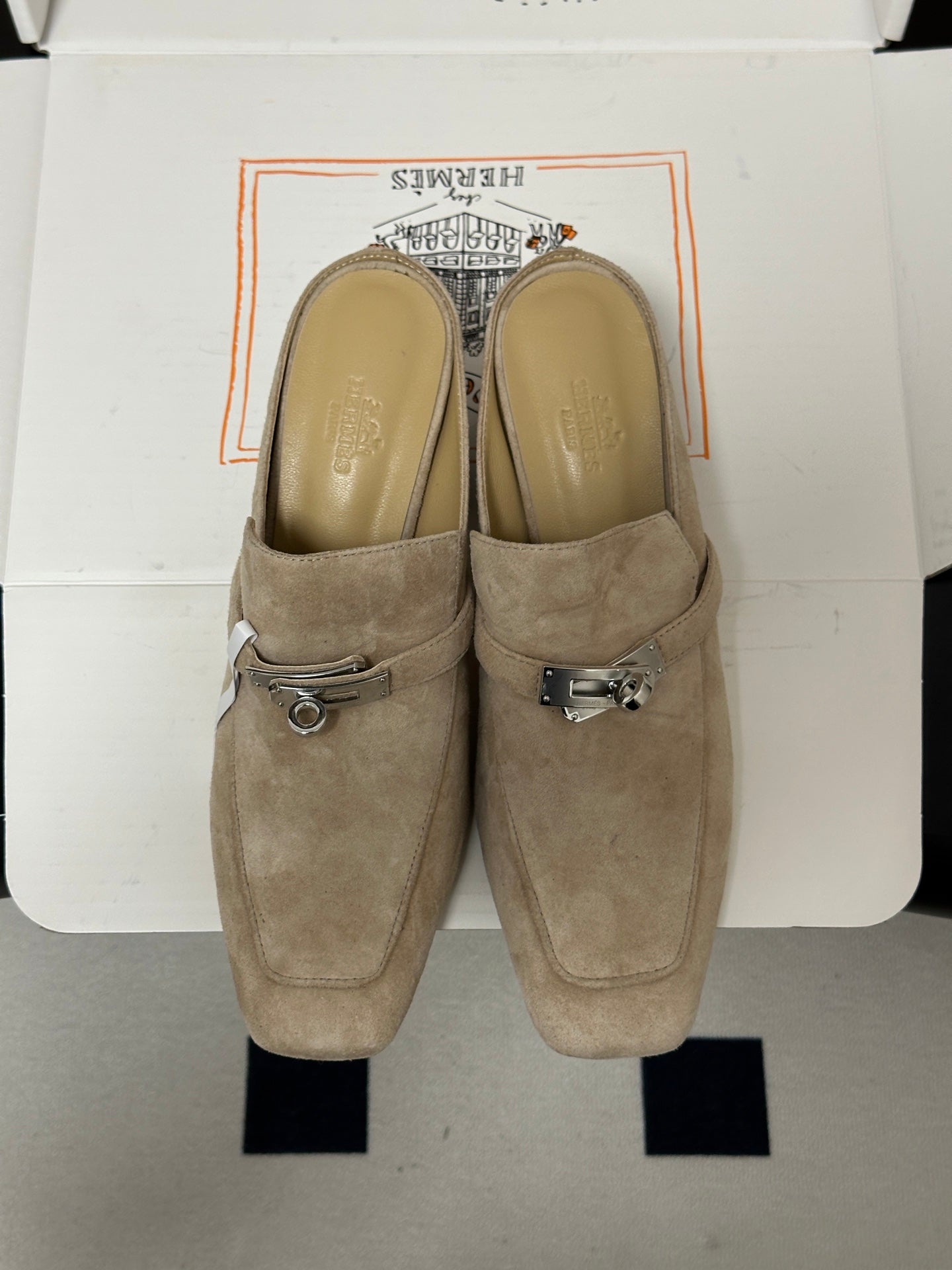 HM Blossom Mule 65mm Khaki Suede 902904