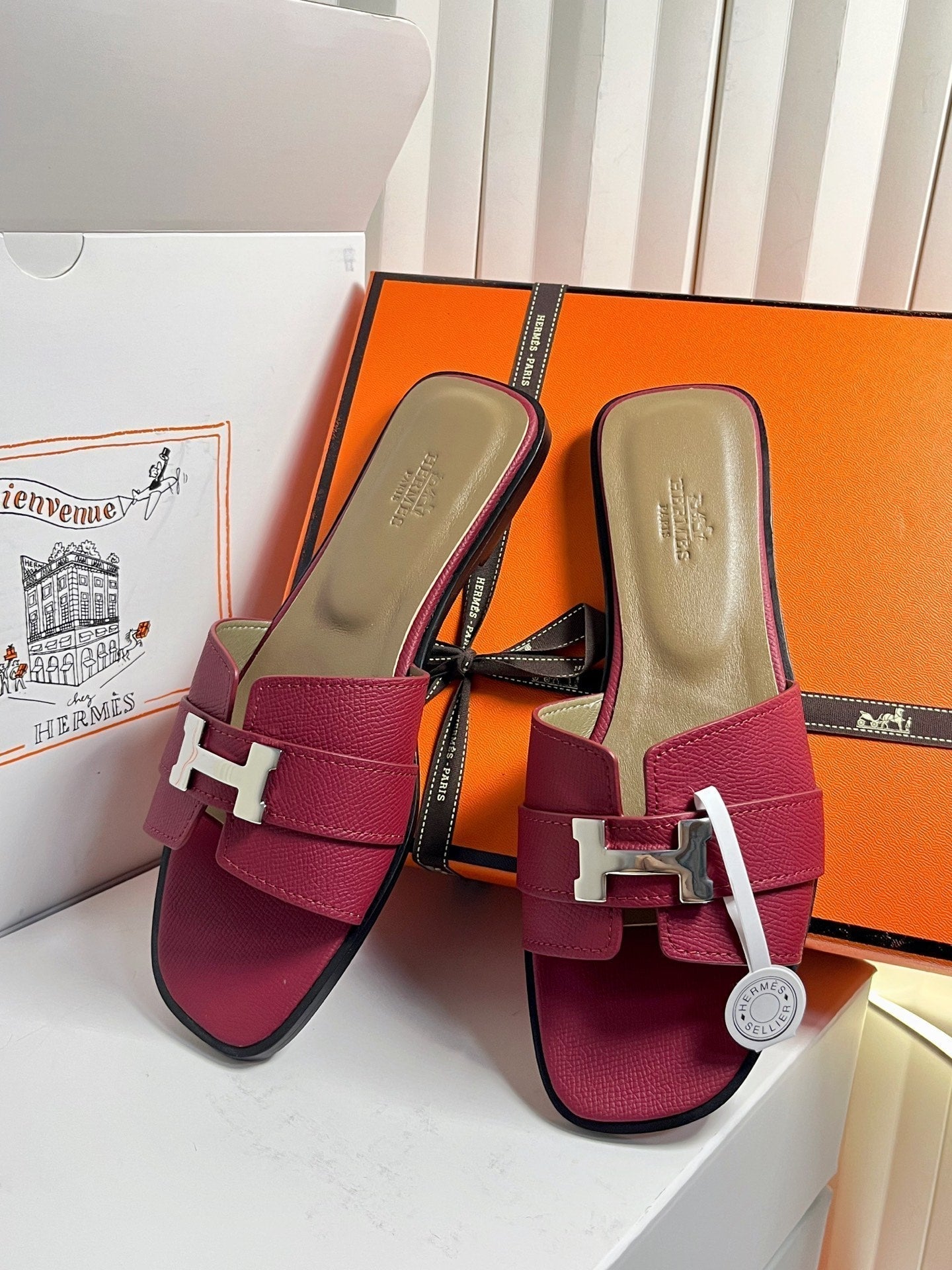 HM 26s Oran Sandals In Burgundy Red Epsom Calfskin Silver Hardware