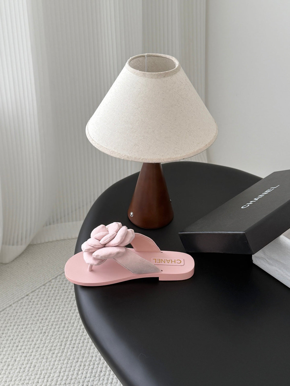 CC 26K Camellia Slippers Light Pink Suede 914836