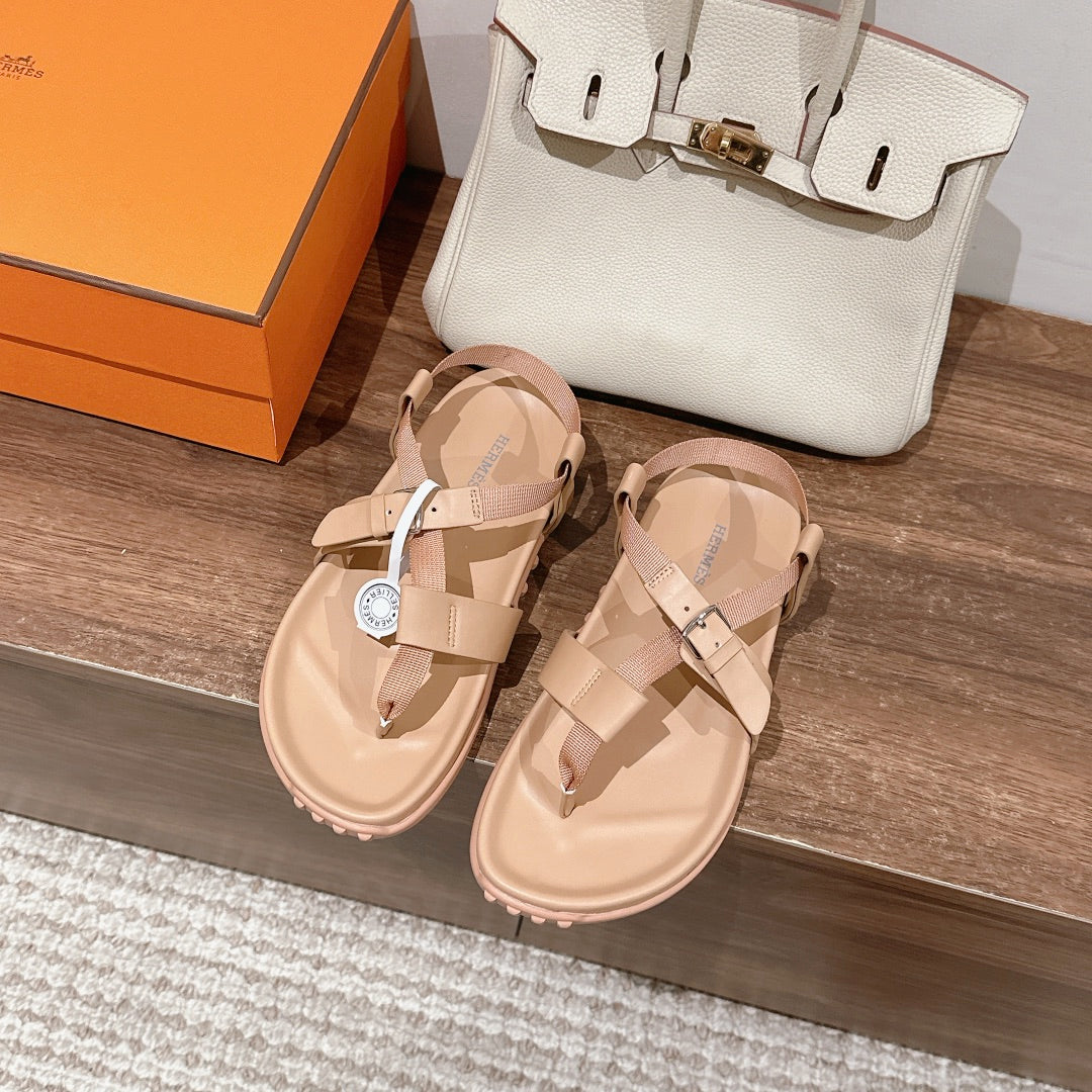 HM Inboard Sandals Beige Canvas Leather 849584