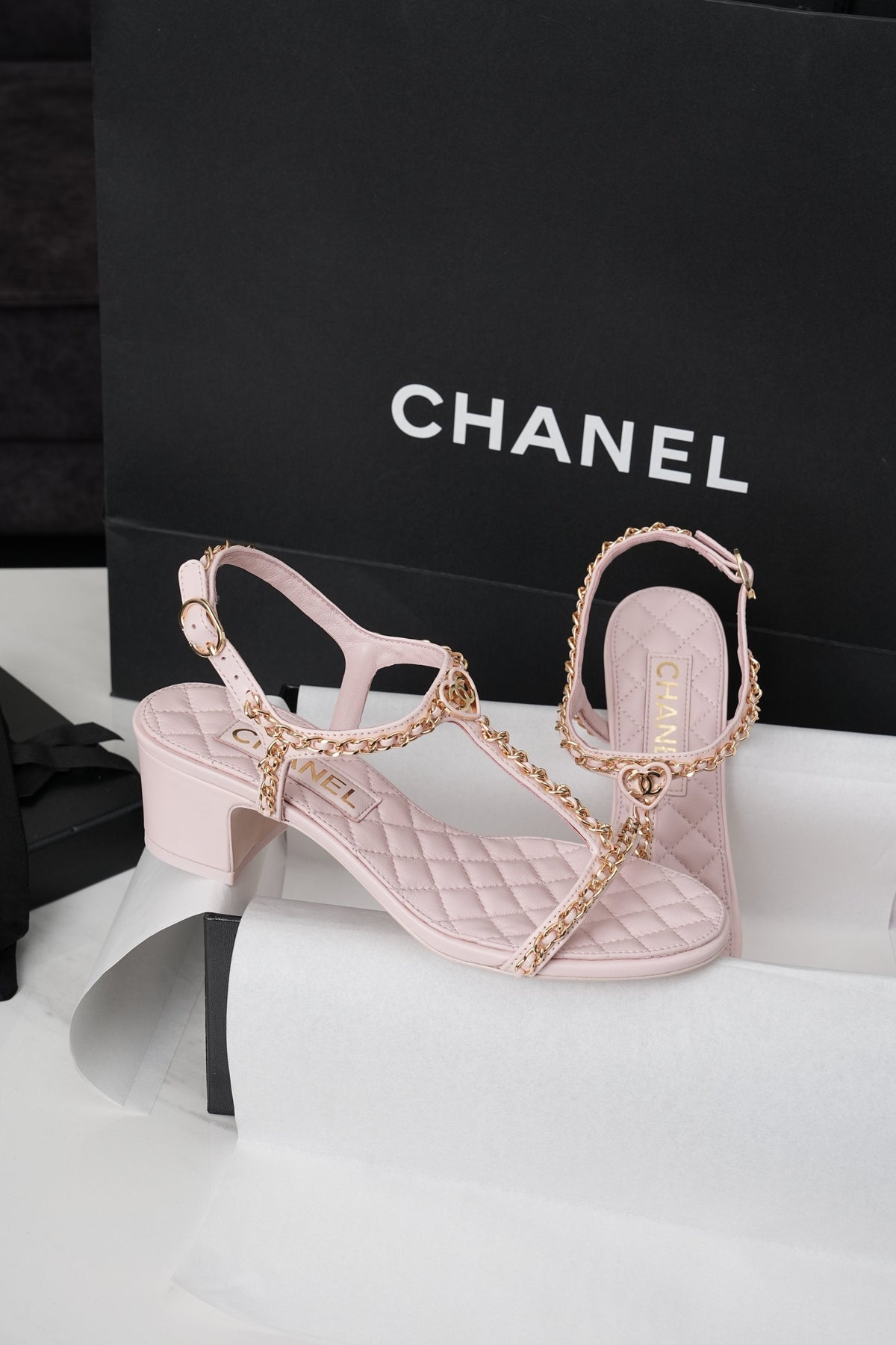 CC 26s Heart CC T-Strap Sandals Light Pink Quilted Leather 964933