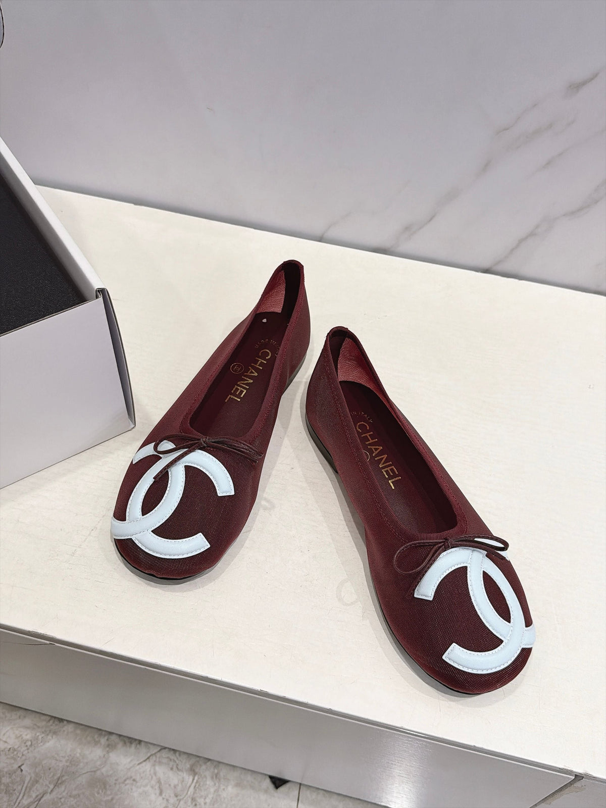 CC 26s Coco Beach Ballet Flats Burgundy Mesh 937753