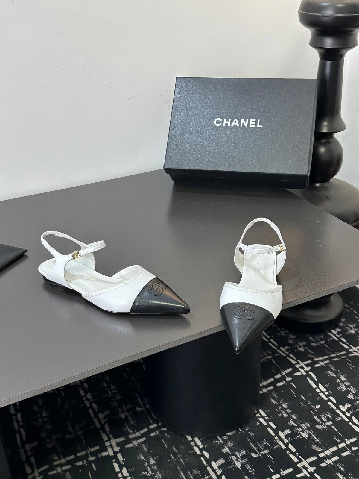 Chanel 26S Flat Slingback In White And Black Pointed-Toe Lambskin