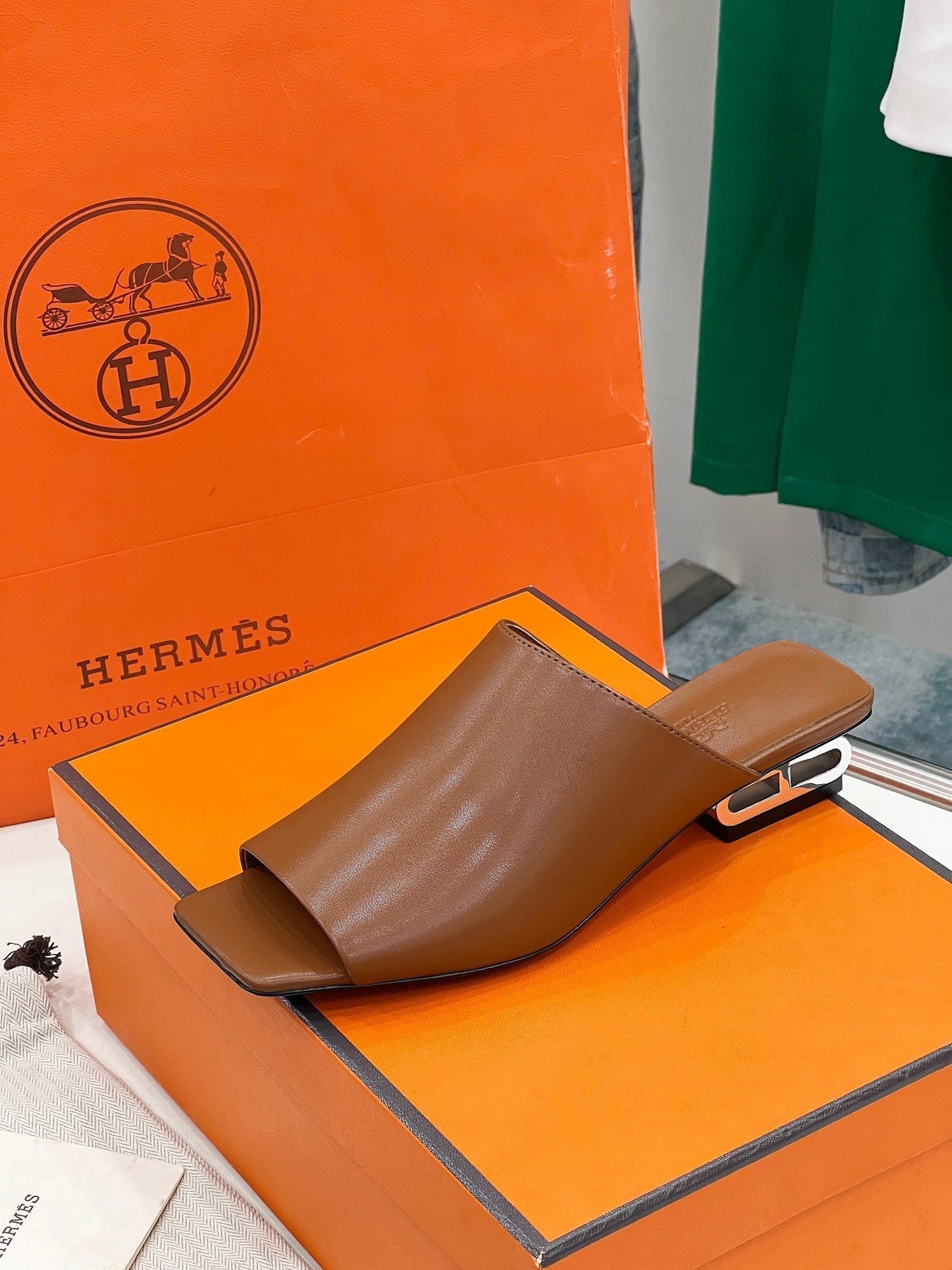 HM Idole Sandal In Bronze Brown Calfskin