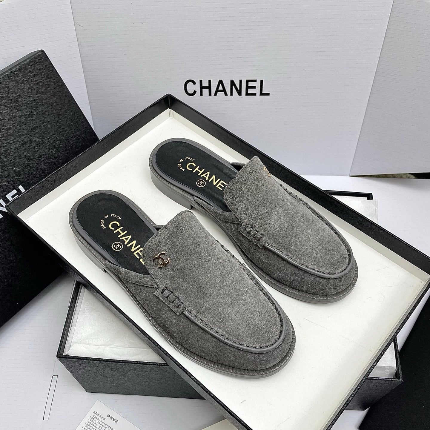 CC 26s Double C Mule Gray Suede 645304